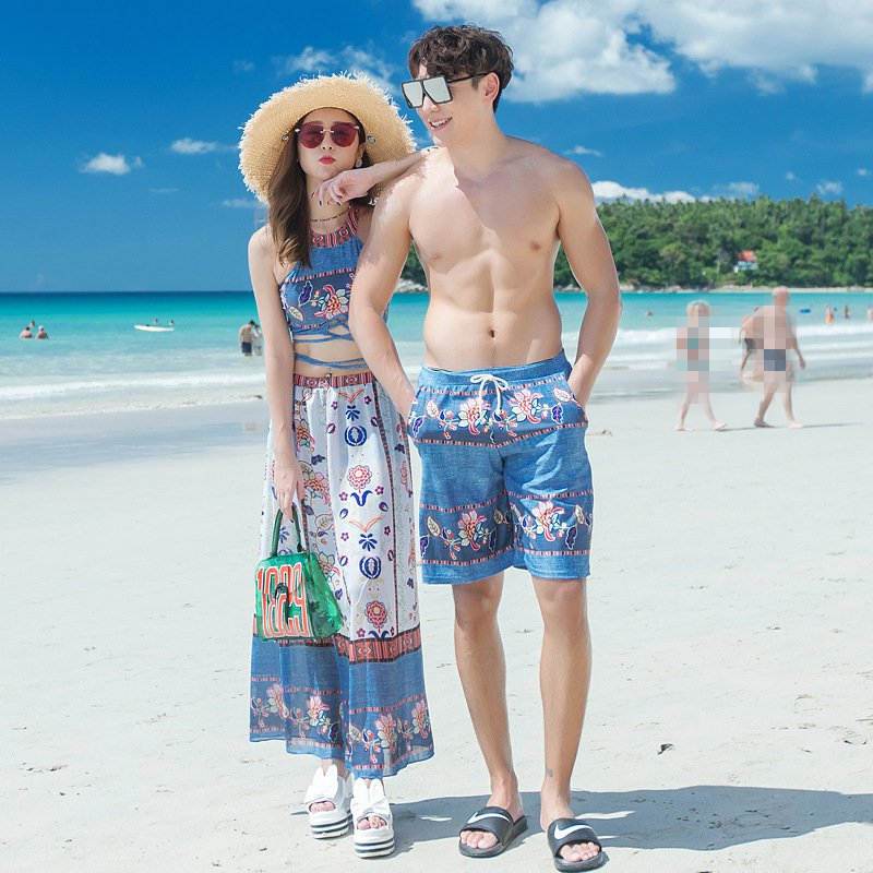 Matching swimsuit couple